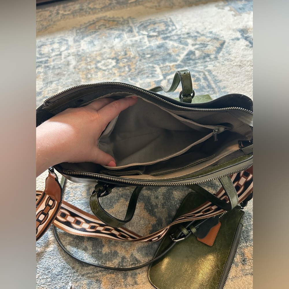 MDBM leather tote/purse - Picture 9 of 11